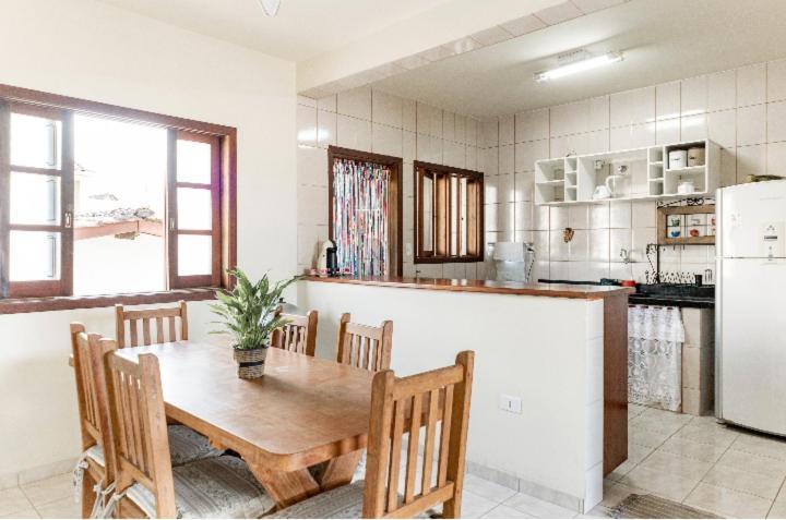Apartamento Encantador No Itagua 우바투바 외부 사진